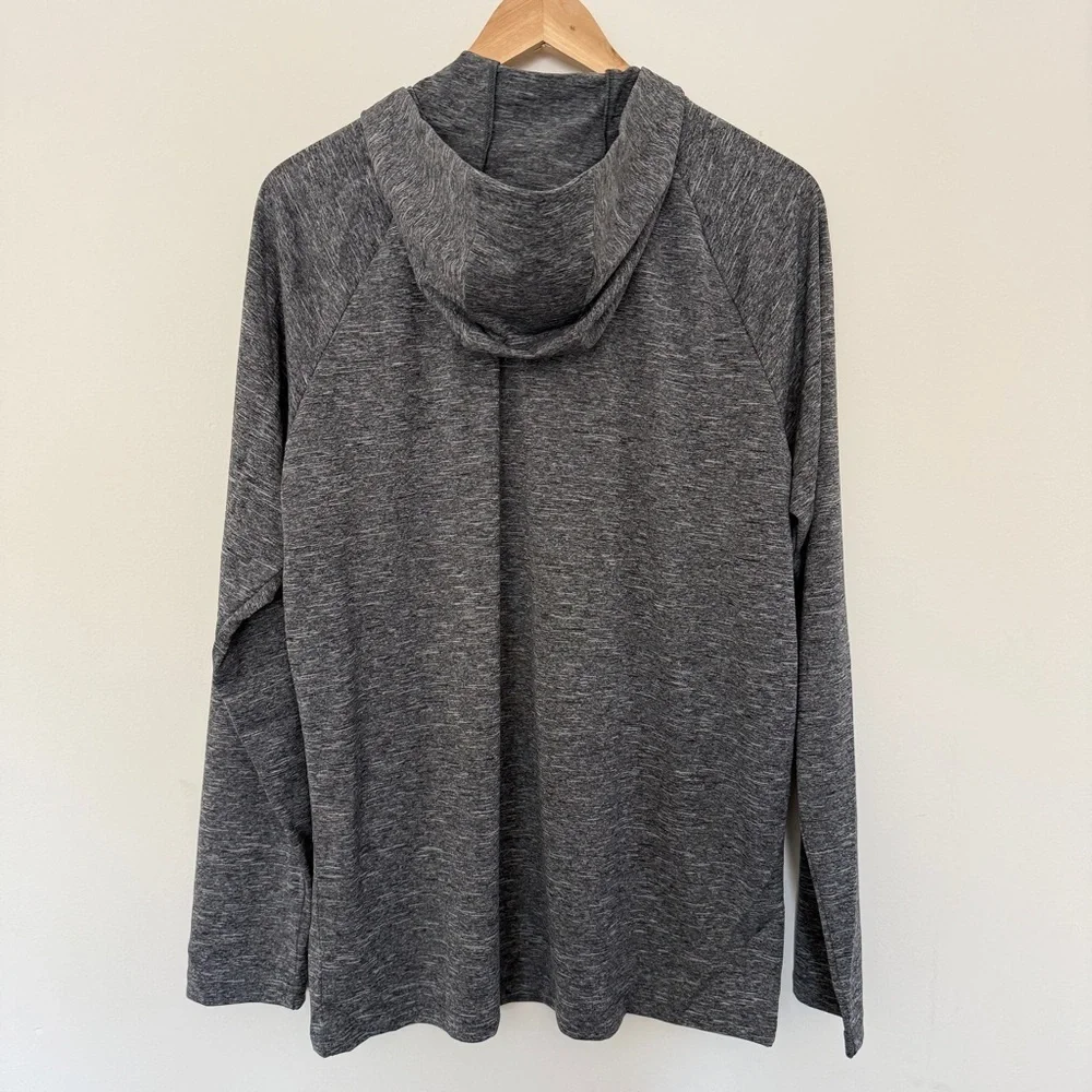 Nike Dri-Fit Gray Men's Hooded Swim Shirt
